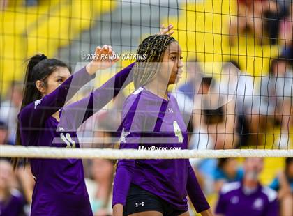 Thumbnail 2 in Keller vs. Chisholm Trail (UIL 6A Bi-District Playoff) photogallery.
