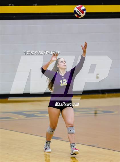 Thumbnail 1 in Keller vs. Chisholm Trail (UIL 6A Bi-District Playoff) photogallery.