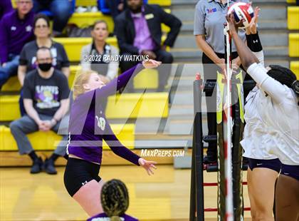 Thumbnail 2 in Keller vs. Chisholm Trail (UIL 6A Bi-District Playoff) photogallery.