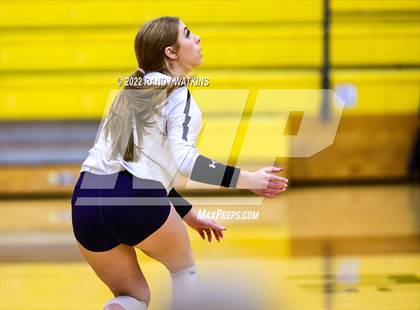 Thumbnail 2 in Keller vs. Chisholm Trail (UIL 6A Bi-District Playoff) photogallery.