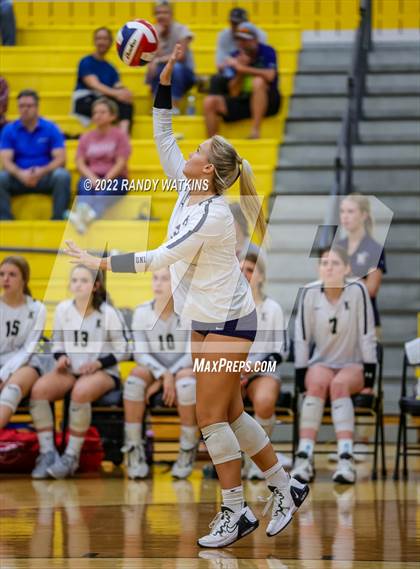 Thumbnail 3 in Keller vs. Chisholm Trail (UIL 6A Bi-District Playoff) photogallery.