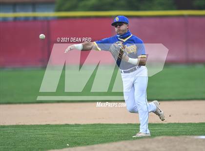Thumbnail 3 in Sandburg @ Homewood-Flossmoor photogallery.
