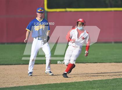 Thumbnail 3 in Sandburg @ Homewood-Flossmoor photogallery.