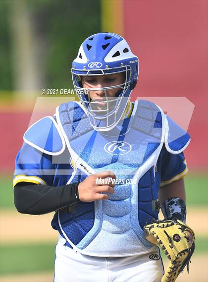 Thumbnail 2 in Sandburg @ Homewood-Flossmoor photogallery.