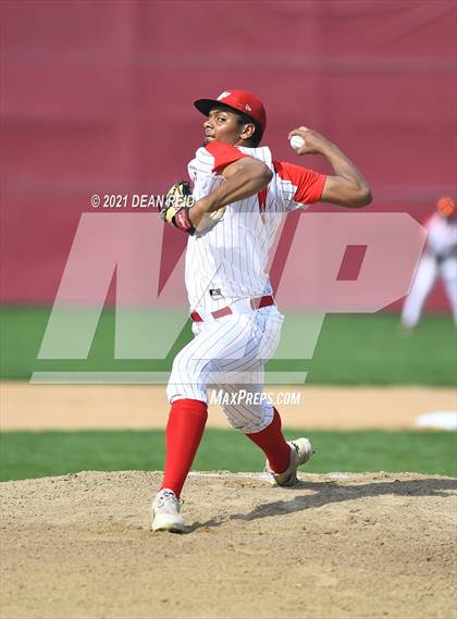Thumbnail 3 in Sandburg @ Homewood-Flossmoor photogallery.