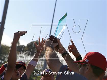 Thumbnail 2 in Hoover vs. San Diego Jewish Academy (CIF SDS D5 Final) photogallery.