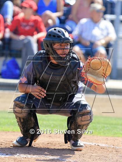 Thumbnail 2 in Hoover vs. San Diego Jewish Academy (CIF SDS D5 Final) photogallery.