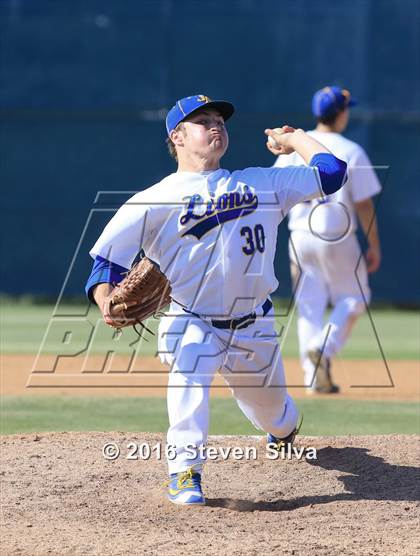 Thumbnail 3 in Hoover vs. San Diego Jewish Academy (CIF SDS D5 Final) photogallery.