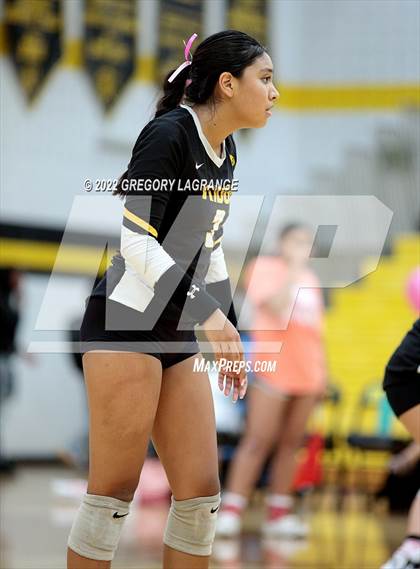 Thumbnail 1 in Keller Central vs Fossil Ridge photogallery.