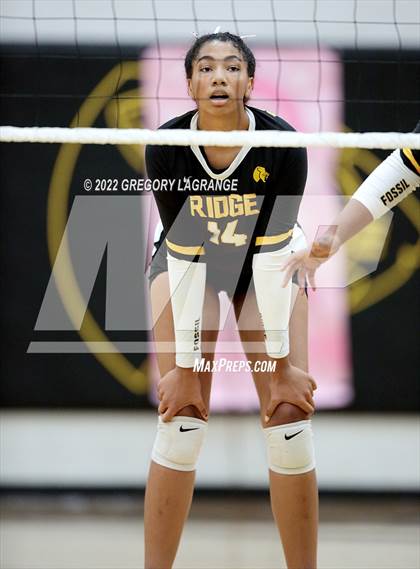 Thumbnail 2 in Keller Central vs Fossil Ridge photogallery.