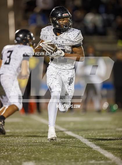 Thumbnail 2 in Narbonne vs. San Pedro (CIF LACS Open Division Final) photogallery.