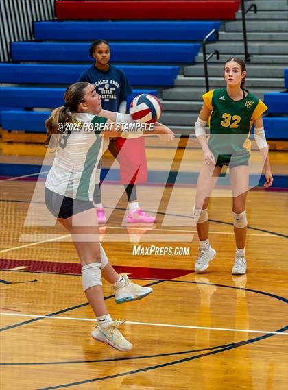 Thumbnail 3 in JV: Penn-Trafford @ Shaler Area photogallery.