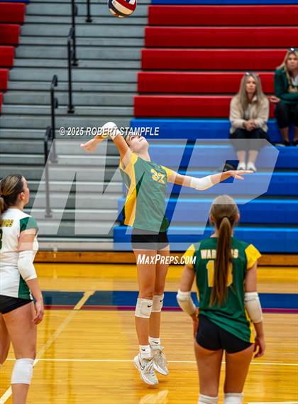 Thumbnail 1 in JV: Penn-Trafford @ Shaler Area photogallery.