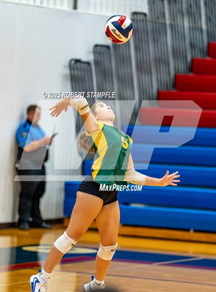 Thumbnail 1 in JV: Penn-Trafford @ Shaler Area photogallery.