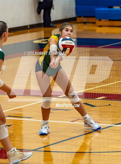 Thumbnail 1 in JV: Penn-Trafford @ Shaler Area photogallery.