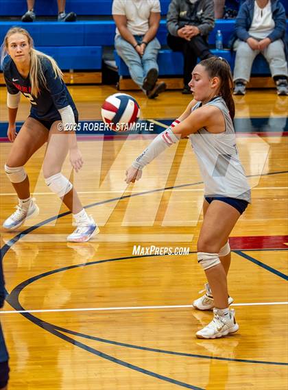 Thumbnail 3 in JV: Penn-Trafford @ Shaler Area photogallery.