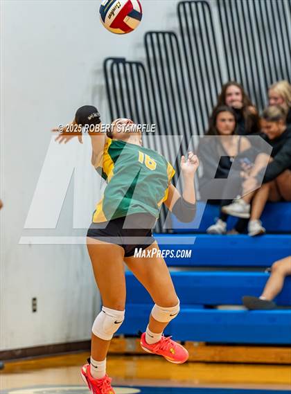 Thumbnail 1 in JV: Penn-Trafford @ Shaler Area photogallery.