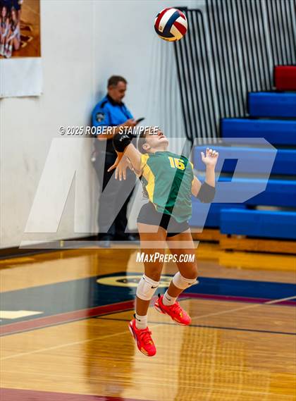 Thumbnail 1 in JV: Penn-Trafford @ Shaler Area photogallery.