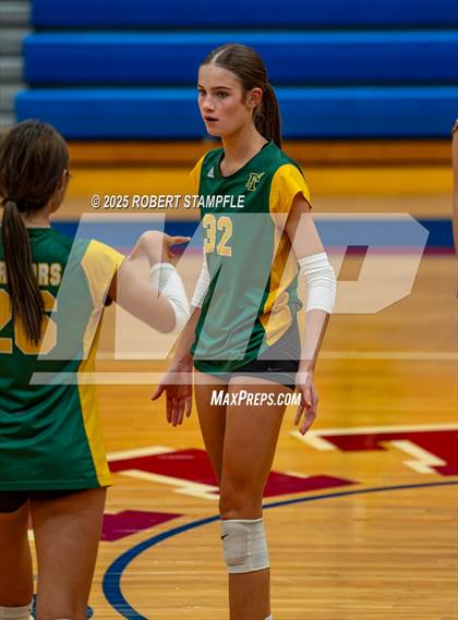 Thumbnail 1 in JV: Penn-Trafford @ Shaler Area photogallery.