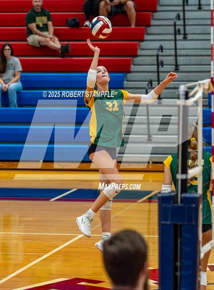 Thumbnail 2 in JV: Penn-Trafford @ Shaler Area photogallery.