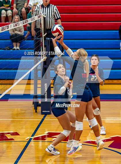 Thumbnail 2 in JV: Penn-Trafford @ Shaler Area photogallery.