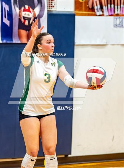 Thumbnail 3 in JV: Penn-Trafford @ Shaler Area photogallery.