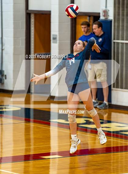 Thumbnail 2 in JV: Penn-Trafford @ Shaler Area photogallery.