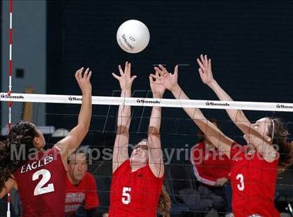 Thumbnail 2 in Tri-City Christian vs. Castilleja (CIF State D5 Final) photogallery.