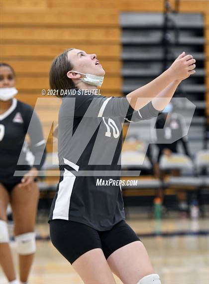 Thumbnail 1 in Antelope @ Inderkum photogallery.