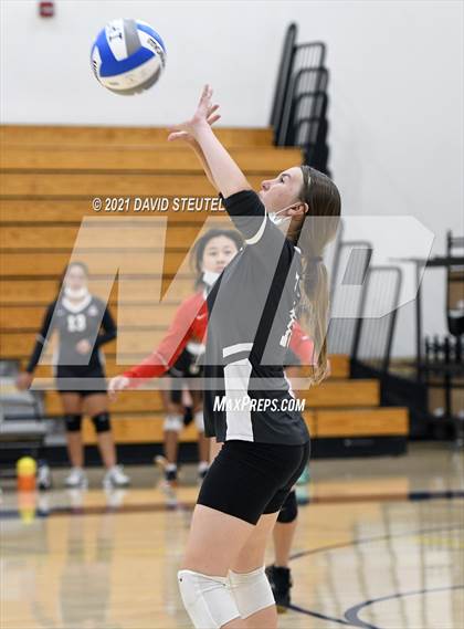 Thumbnail 1 in Antelope @ Inderkum photogallery.