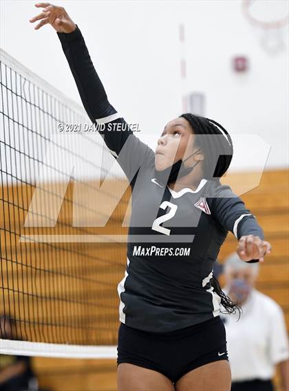 Thumbnail 2 in Antelope @ Inderkum photogallery.