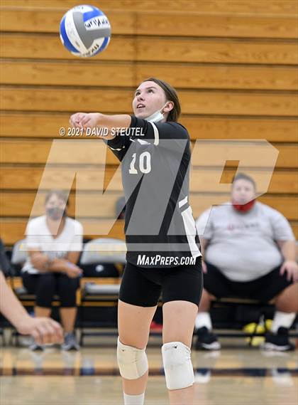 Thumbnail 3 in Antelope @ Inderkum photogallery.