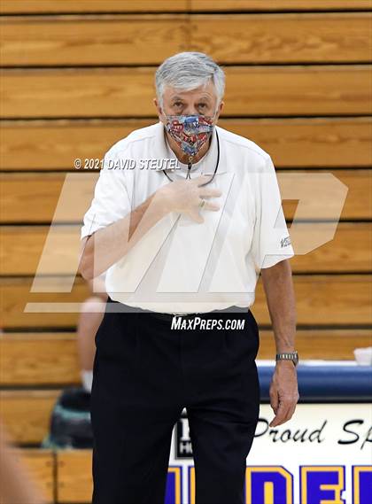 Thumbnail 3 in Antelope @ Inderkum photogallery.