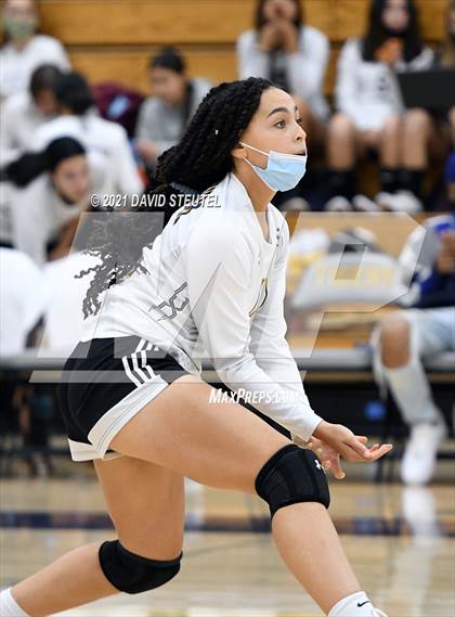 Thumbnail 3 in Antelope @ Inderkum photogallery.