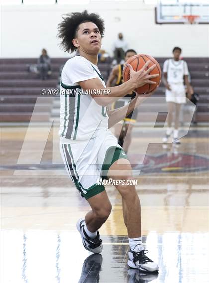 Thumbnail 2 in Madison vs. Soldan International Studies photogallery.