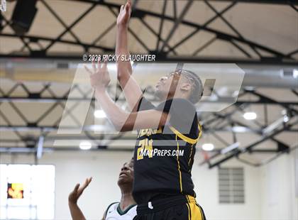 Thumbnail 3 in Madison vs. Soldan International Studies photogallery.