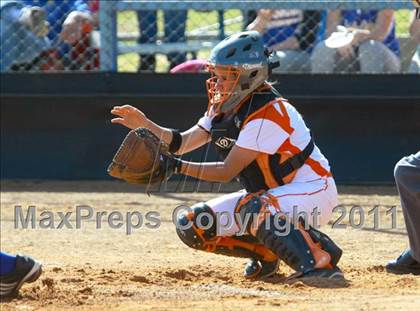 Thumbnail 2 in North Lamar vs. Gilmer photogallery.