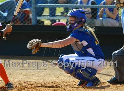 Thumbnail 1 in North Lamar vs. Gilmer photogallery.