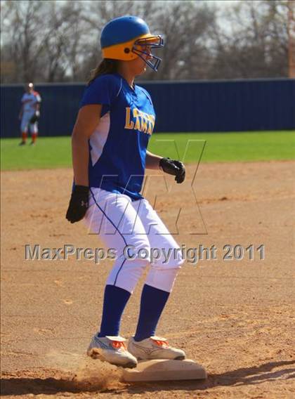 Thumbnail 3 in North Lamar vs. Gilmer photogallery.