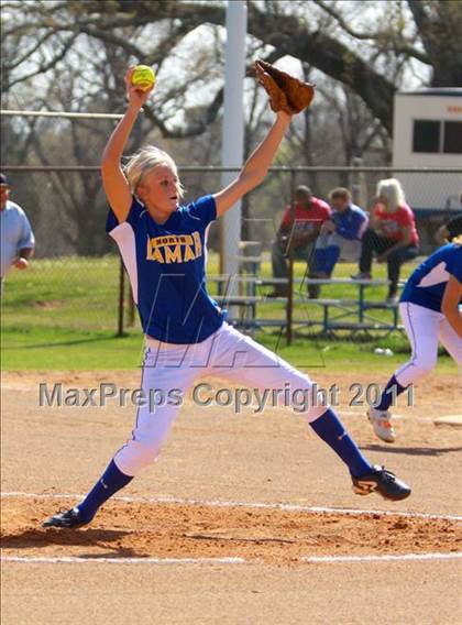 Thumbnail 3 in North Lamar vs. Gilmer photogallery.