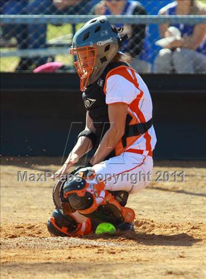 Thumbnail 3 in North Lamar vs. Gilmer photogallery.