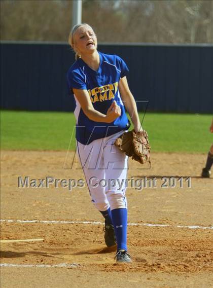 Thumbnail 1 in North Lamar vs. Gilmer photogallery.