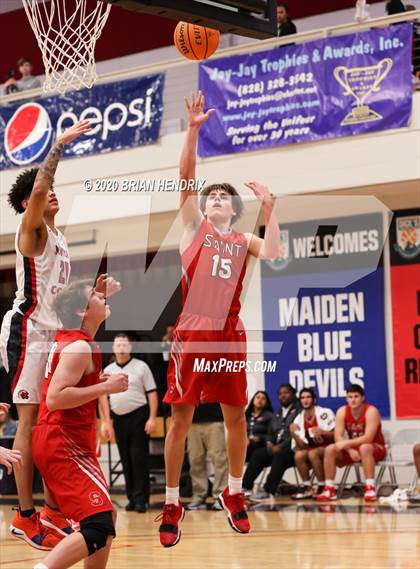 Thumbnail 2 in St. Stephens vs. Newton-Conover (Dick's Sporting Goods Classic) photogallery.