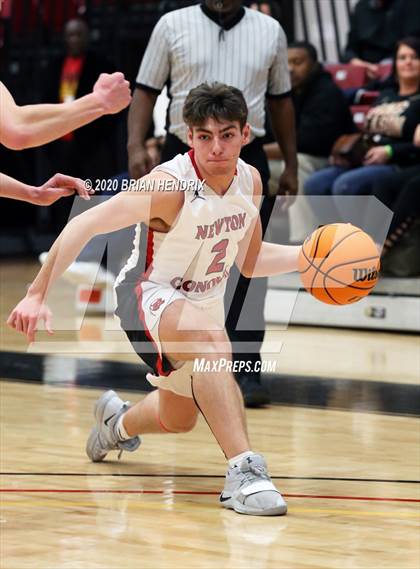 Thumbnail 2 in St. Stephens vs. Newton-Conover (Dick's Sporting Goods Classic) photogallery.