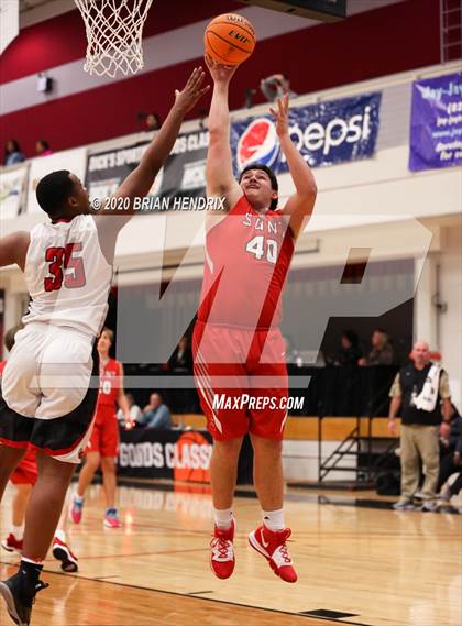 Thumbnail 2 in St. Stephens vs. Newton-Conover (Dick's Sporting Goods Classic) photogallery.