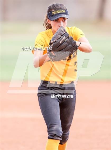 Thumbnail 3 in Saguaro vs. Globe (Chandler Prep Softball Classic)  photogallery.