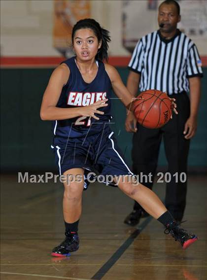 Thumbnail 1 in Yucaipa vs. La Sierra (Lady Bears Holiday Classic) photogallery.