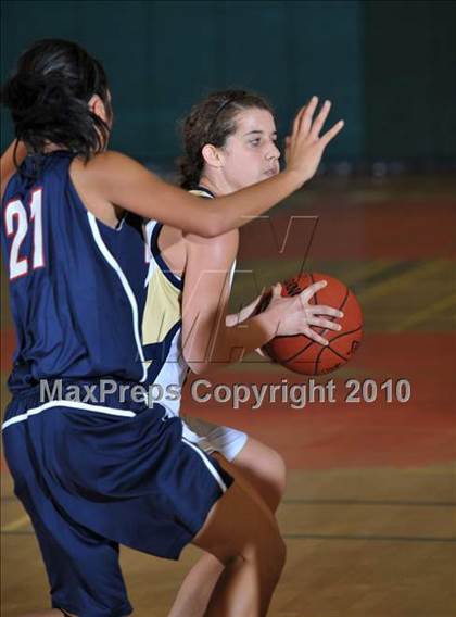 Thumbnail 2 in Yucaipa vs. La Sierra (Lady Bears Holiday Classic) photogallery.