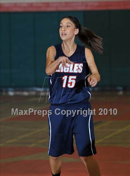 Thumbnail 2 in Yucaipa vs. La Sierra (Lady Bears Holiday Classic) photogallery.