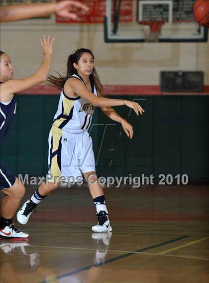 Thumbnail 2 in Yucaipa vs. La Sierra (Lady Bears Holiday Classic) photogallery.